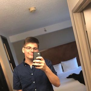 Meet your Posher, Anthony